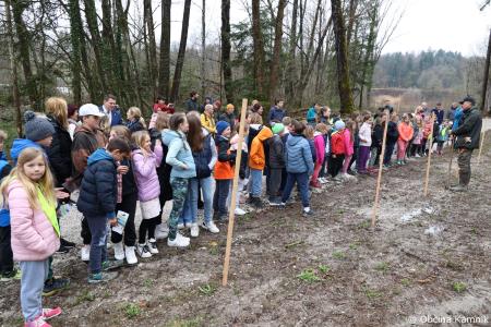 Z zasaditvijo dreves smo uradno odprli kolesarsko povezavo Kamnik–Godič (41)